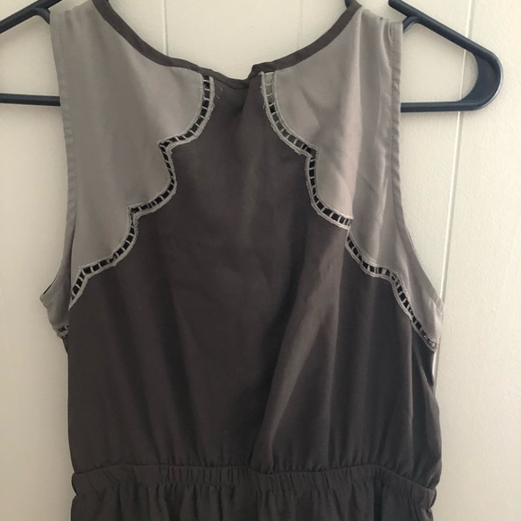 🌺 Charcoal and light gray dress - Picture 3 of 4